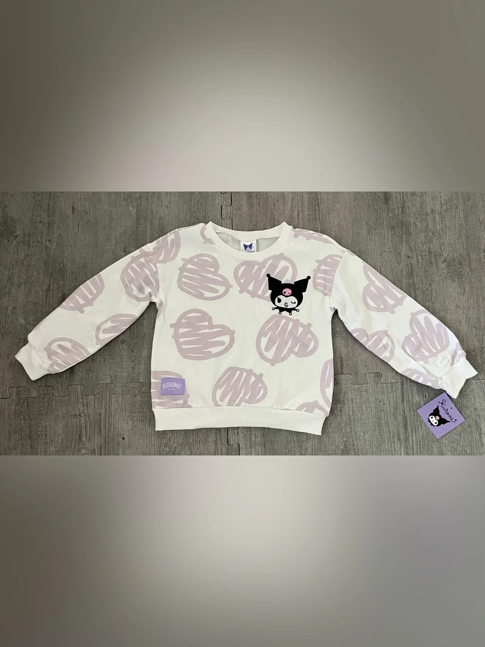 Sanrio Kuromi Girls Size 5 2pc Set Fleece Sweatshirt Pants Embroidered Hearts